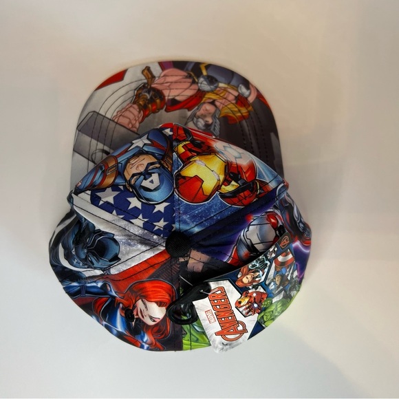 Marvel Red and Blue Avengers Superhero Cap - Picture 4 of 8